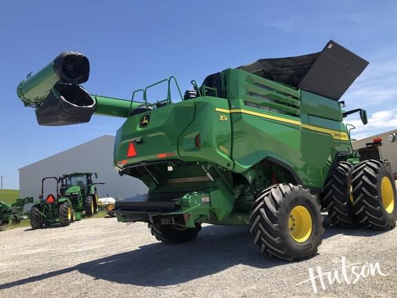 Image of John Deere X9 1000 equipment image 4