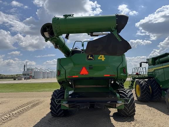 Image of John Deere X9 1000 equipment image 3