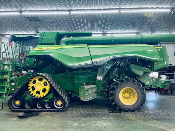 Image of John Deere X9 1000 Primary image