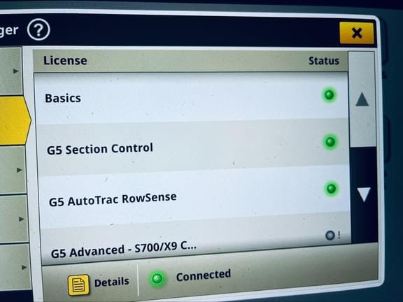 Image of John Deere X9 1000 equipment image 3