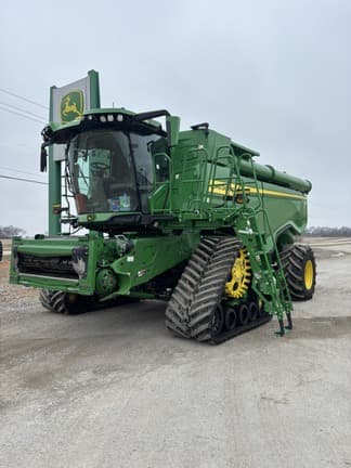Image of John Deere X9 1000 Primary image