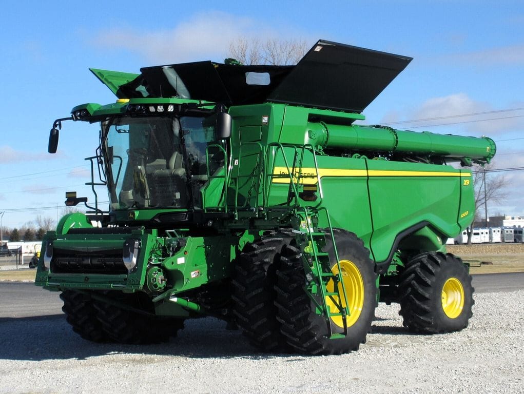 2024 John Deere X9 1000 Equipment Image0