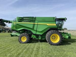 2024 John Deere X9 1000 Image