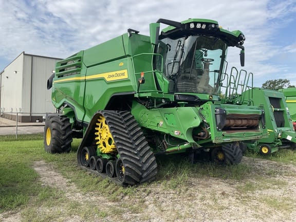 2024 John Deere X9 1000 Equipment Image0