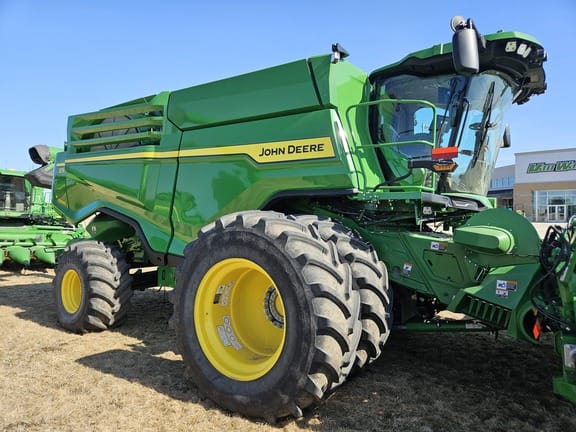 2024 John Deere X9 1000 Equipment Image0
