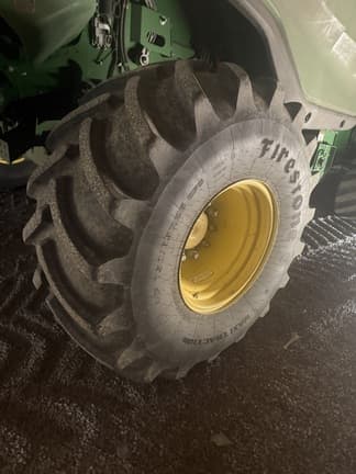 Image of John Deere X9 1000 equipment image 3