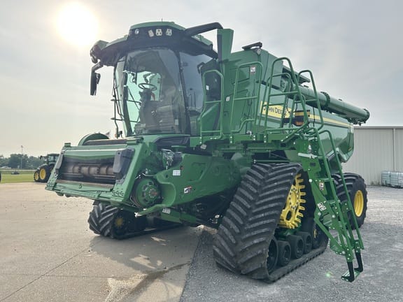 2024 John Deere X9 1000 Equipment Image0