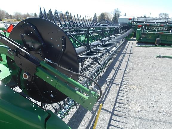 Image of John Deere X9 1000 equipment image 1