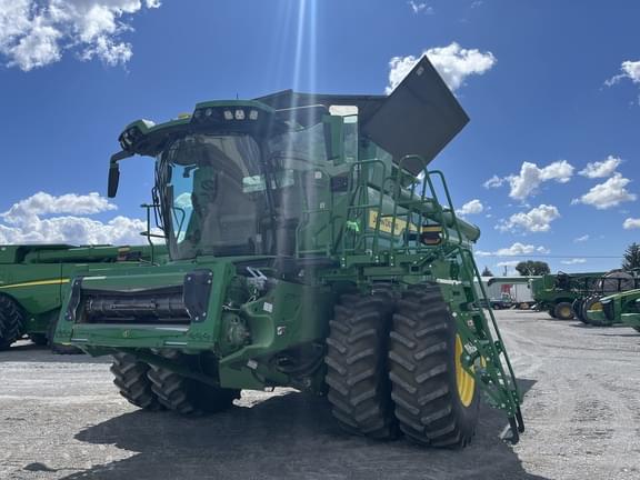 Image of John Deere X9 1000 equipment image 3
