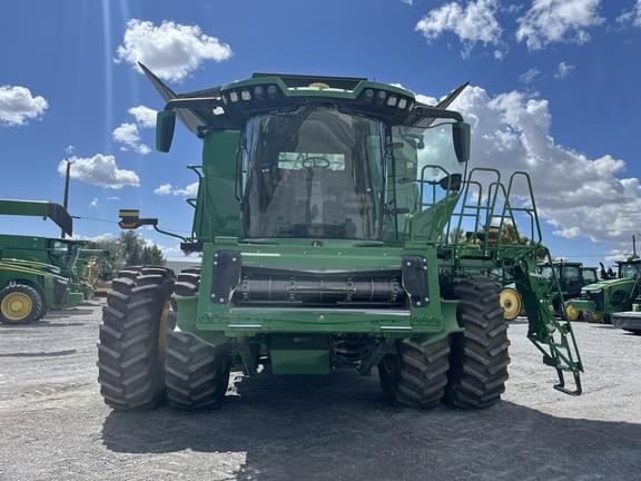 Image of John Deere X9 1000 equipment image 2
