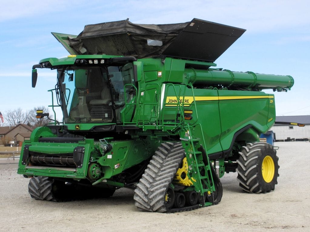 2024 John Deere X9 1000 Equipment Image0