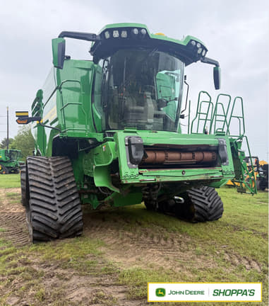 Image of John Deere X9 1000 equipment image 4