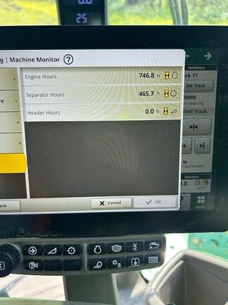 Image of John Deere X9 1000 equipment image 2