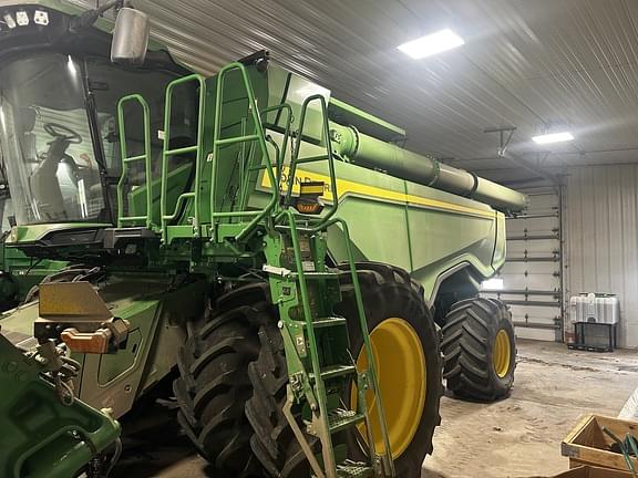 Image of John Deere X9 1000 Primary image