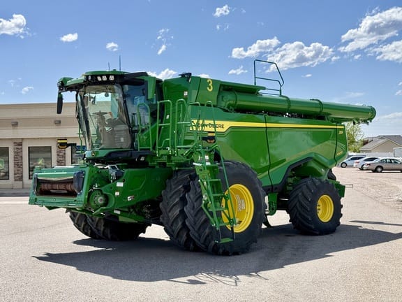 2024 John Deere X9 1000 Equipment Image0