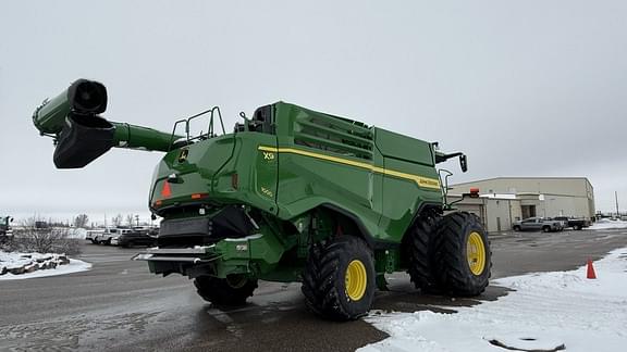 Image of John Deere X9 1000 equipment image 4