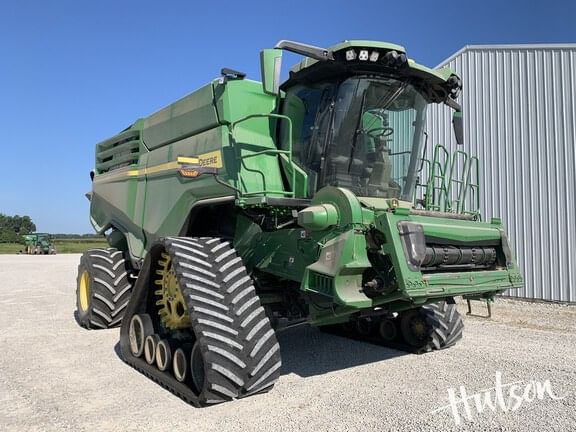 2024 John Deere X9 1100 Equipment Image0