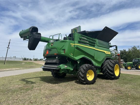 Image of John Deere X9 1100 equipment image 4