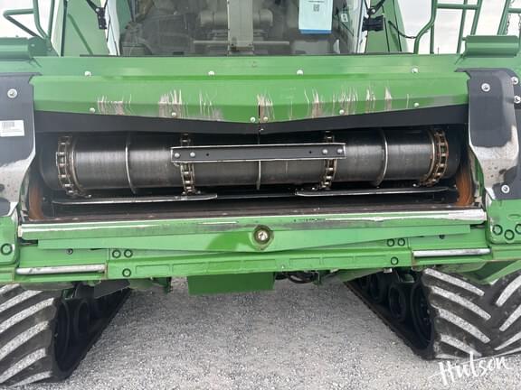 Image of John Deere X9 1100 equipment image 4