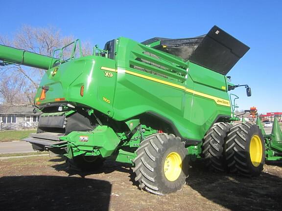 Image of John Deere X9 1100 equipment image 3