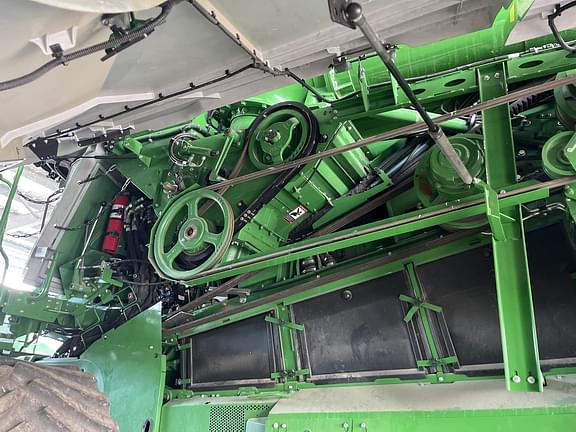Image of John Deere X9 1100 equipment image 1