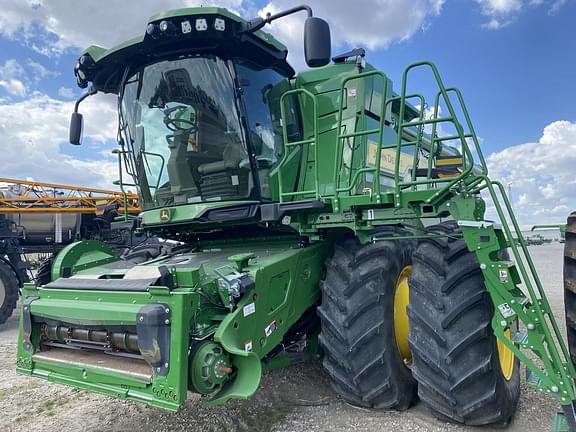 Image of John Deere X9 1100 equipment image 3