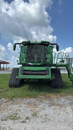 Image of John Deere X9 1100 equipment image 3