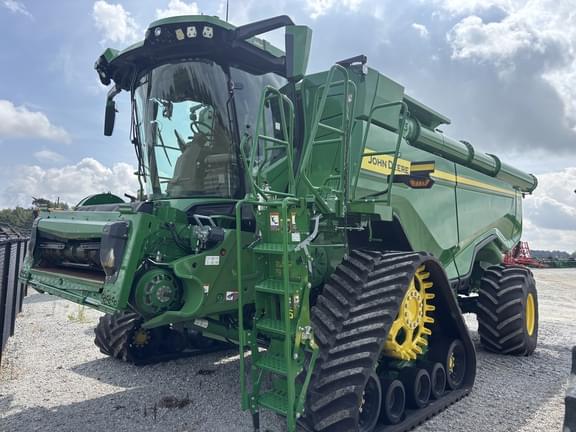 Image of John Deere X9 1100 Primary image