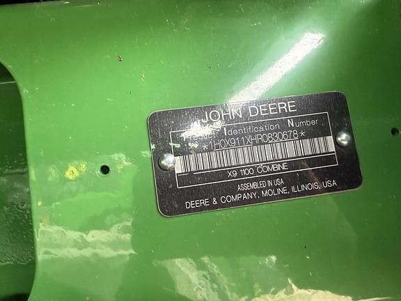 Image of John Deere X9 1100 equipment image 2