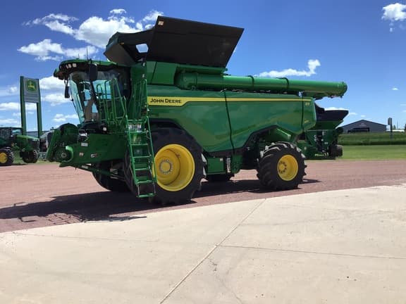 Image of John Deere X9 1100 Primary image