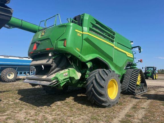 Image of John Deere X9 1100 equipment image 3