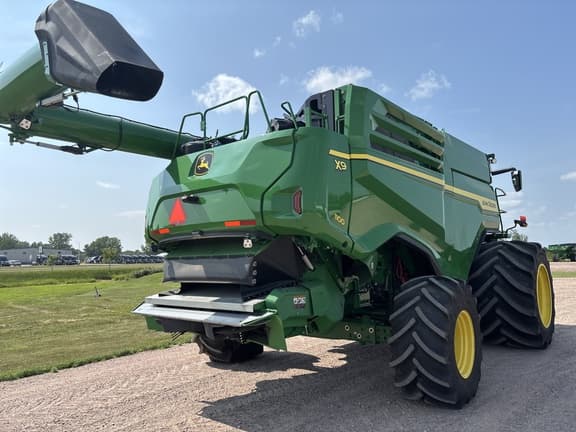 Image of John Deere X9 1100 equipment image 4