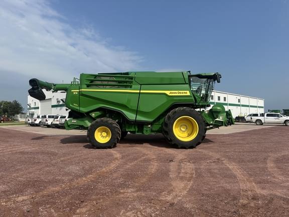 Image of John Deere X9 1100 Primary image