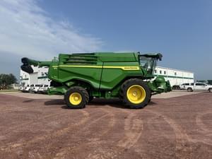 2024 John Deere X9 1100 Image