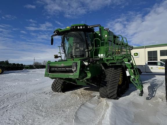 Image of John Deere X9 1100 Image 1