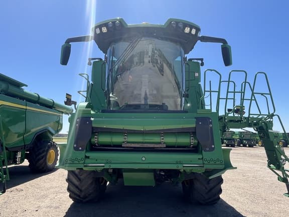 Image of John Deere X9 1100 equipment image 3