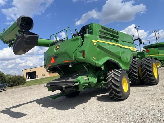 Image of John Deere X9 1100 equipment image 4