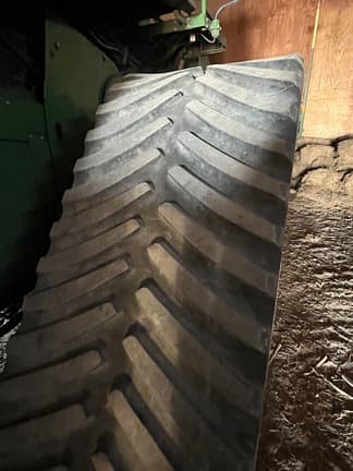 Image of John Deere X9 1100 equipment image 1