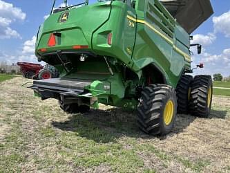 Image of John Deere X9 1100 equipment image 3