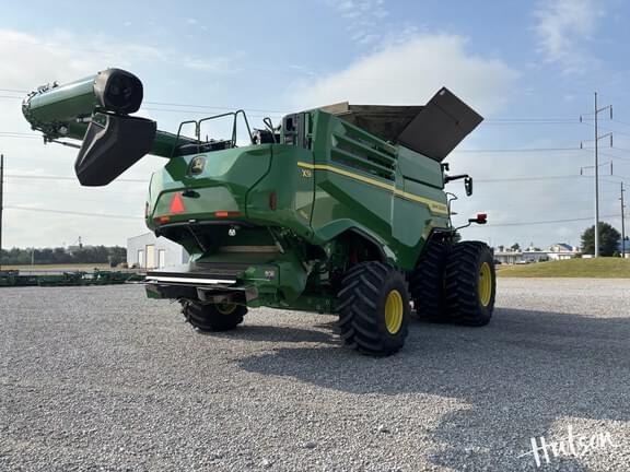 Image of John Deere X9 1100 equipment image 3