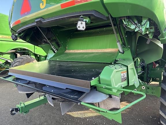 Image of John Deere X9 1100 equipment image 3