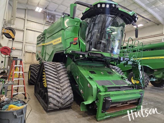 Image of John Deere X9 1100 Primary image