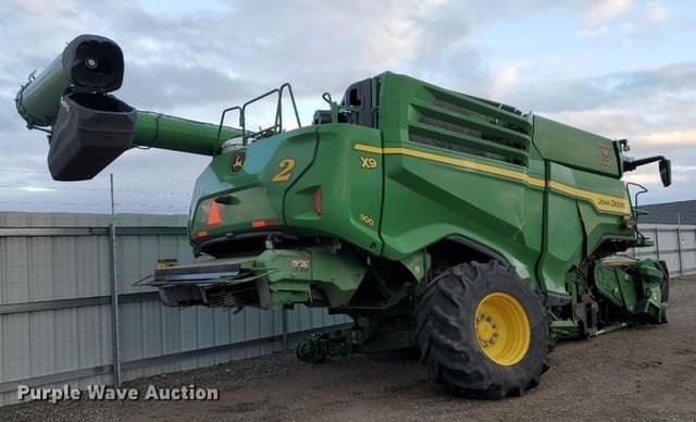 Image of John Deere X9 1100 equipment image 2