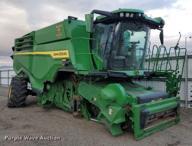 Image of John Deere X9 1100 equipment image 1