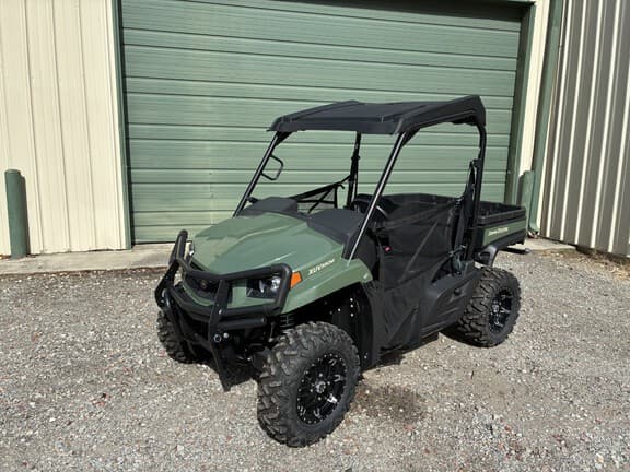 Image of John Deere XUV 590M Primary image