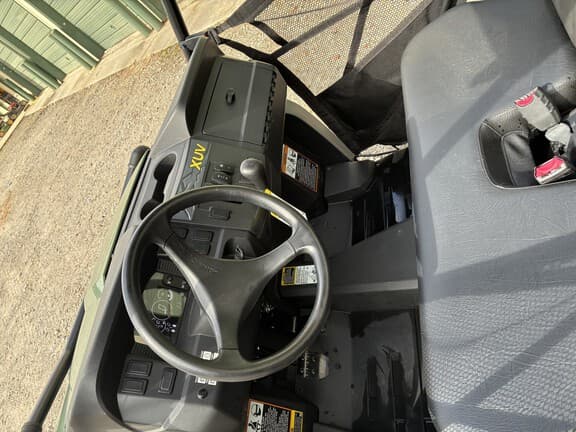 Image of John Deere XUV 590M equipment image 3