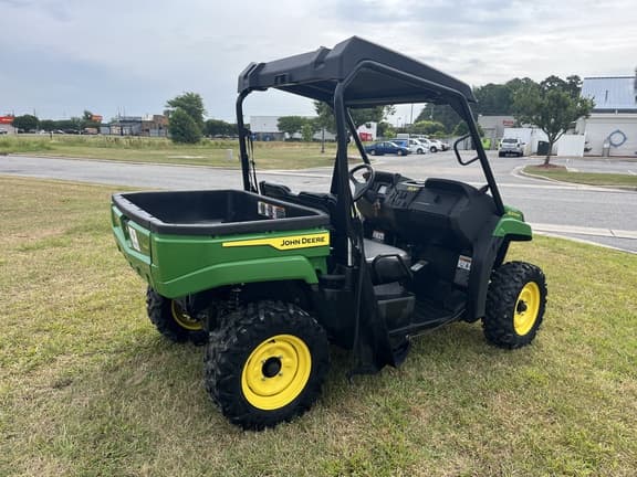 Image of John Deere XUV 560E equipment image 4