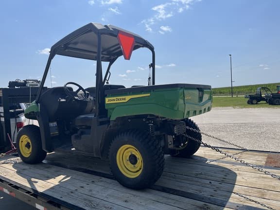 Image of John Deere XUV 560E equipment image 2