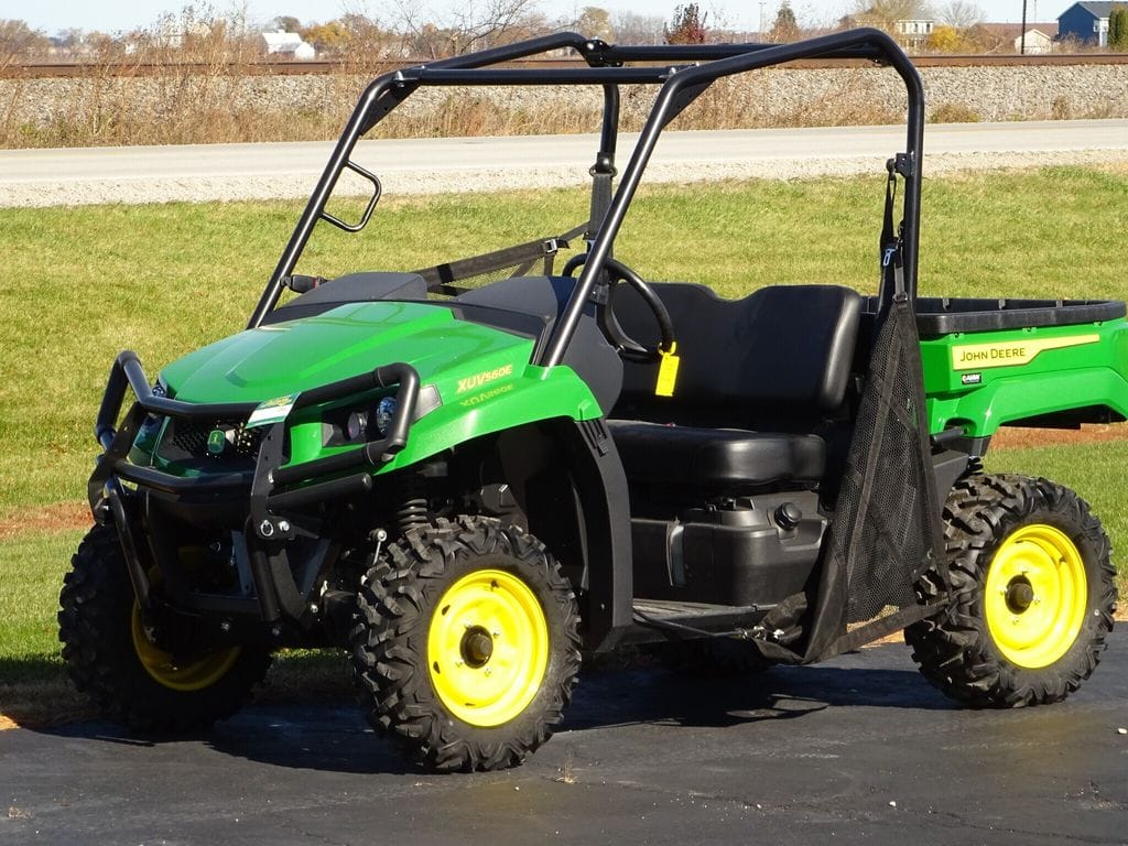 2024 John Deere XUV 560E Equipment Image0