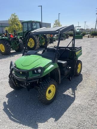 Image of John Deere XUV 560E equipment image 1
